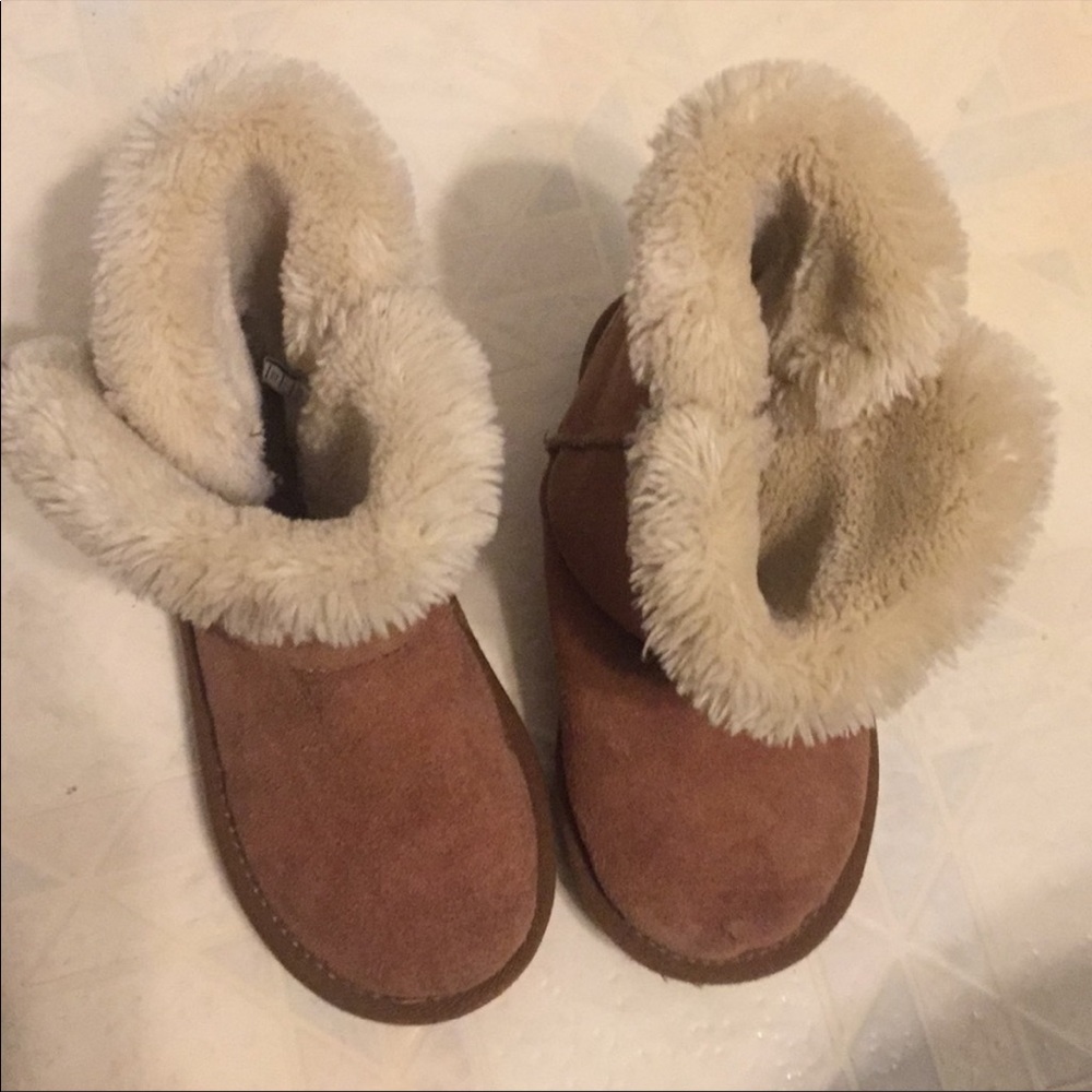 Brown Ugg boots size 2